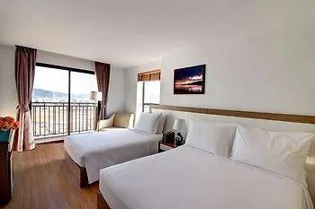 An Vista Hotel Нячанг